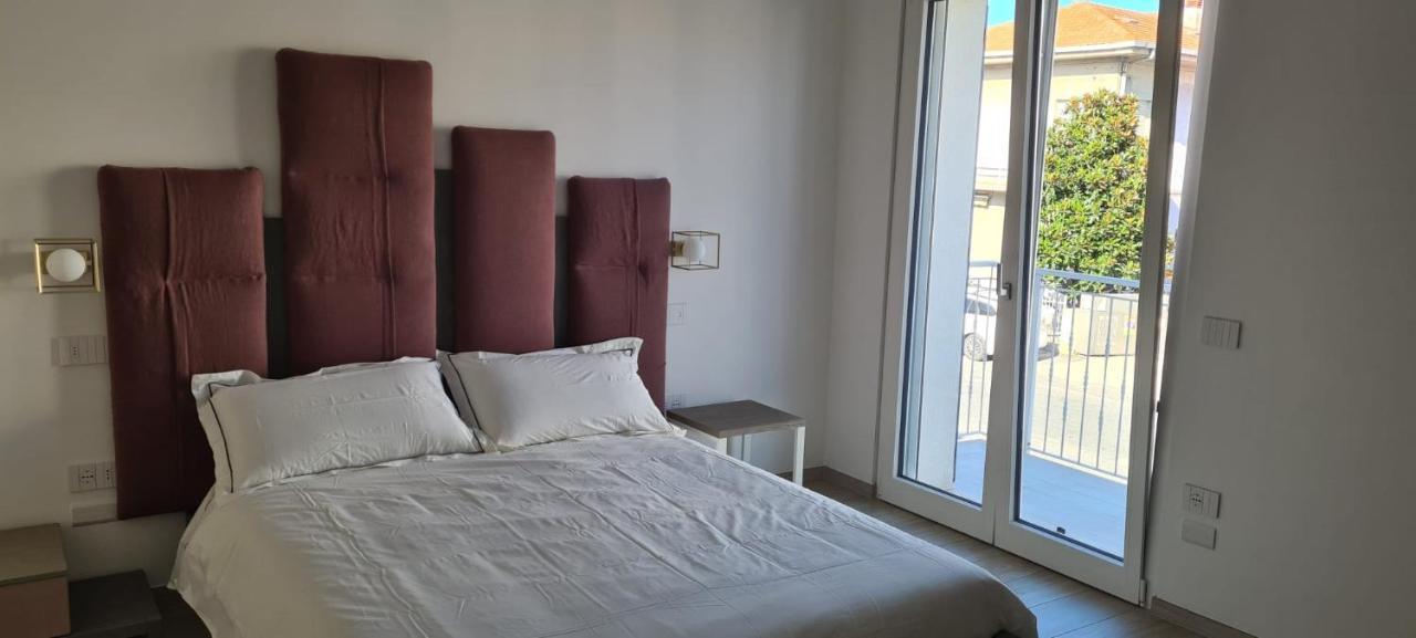Hotel Eco-House Da Franco Civitanova Marche Esterno foto